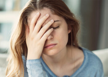 New research sheds light on the psychological mechanisms linking fragmented sleep to negative emotion