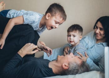 Secure attachment to both parents − not just mothers − boosts children’s psychological development