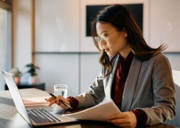 Scarcity of men leads women to prioritize lucrative careers over starting a family, study finds