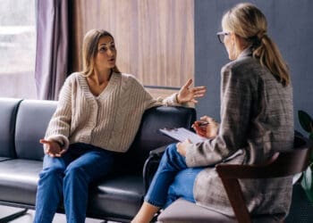 Sudden gains observed in both internet-based and face-to-face therapy sessions for social anxiety