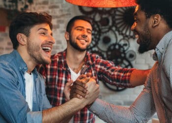 Men’s mental health tied to their social network investment, study finds