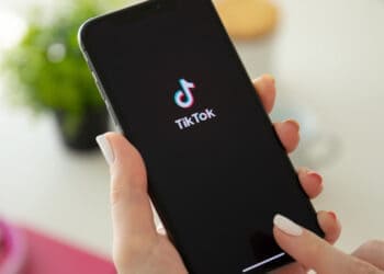 The most popular dementia videos on TikTok tend to have the lowest quality, study find