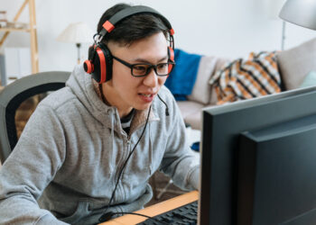 Time spend playing video games is not associated with anxiety or stress among college students