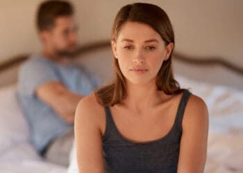 Adherence to traditional gender roles linked to paradoxical sexual dynamics in relationships