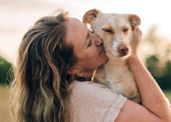 More neurotic and conscientious individuals tend to feel stronger attachment to pets