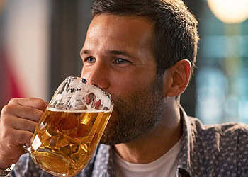 High school IQ predicts alcohol use patterns in midlife, study finds