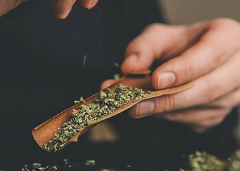 Cannabis and alcohol use patterns linked to couples’ relationship quality