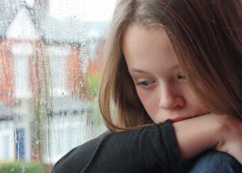 Secure attachment linked to lower PTSD symptoms in children, study finds