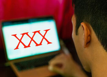 New research sheds light on how men and women differ in concerns about sexual addiction