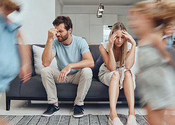 Parenting stress alters the link between attachment avoidance and sexual satisfaction in couples with children