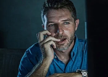 Pornography-induced arousal predicts declines in relationship satisfaction and stability, study finds