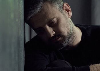 Lonely individuals tend to view themselves as a burden to others