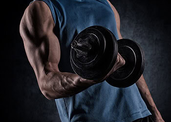 Distinct neural pathways link fear of missing out and negative emotions to compulsive phone use