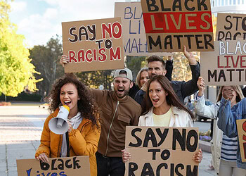 Harvard scientist reveals a surprising split in psychological well-being between the sexes