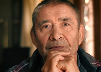 Weak muscles linked to higher dementia risk in middle-aged and older adults