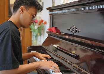 Paternal psychological strengths linked to lower maternal inflammation in married couples