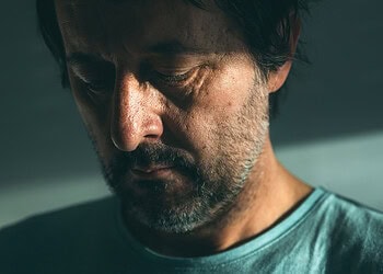 Dim morning light triggers biological markers of depression in healthy adults