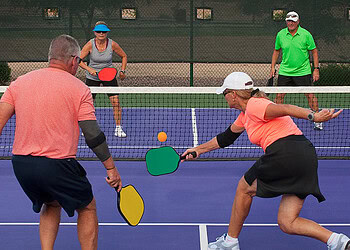 Higher diet quality is associated with greater cognitive reserve in midlife