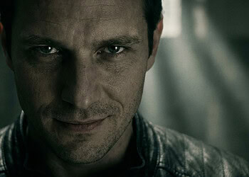 Psychopathy and sadism show opposite associations with reproductive success