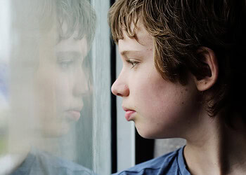 The tendency to feel like a perpetual victim is strongly tied to vulnerable narcissism