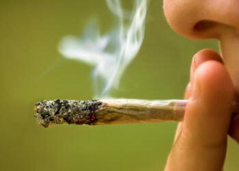 AI autocomplete suggestions covertly change how users think about important topics