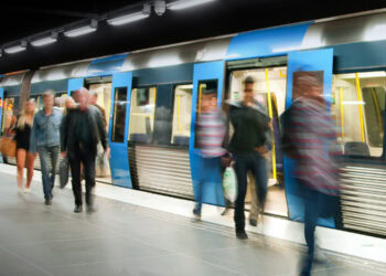 Scientists just revealed a strange quirk in how we exit train stations