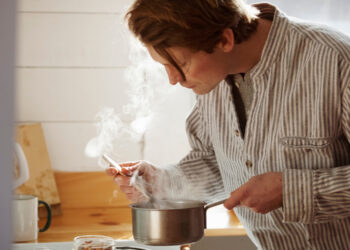 Study challenges the belief that high IQ autistic individuals always struggle with daily tasks