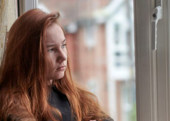 Study links autistic traits to how the brain processes social versus nonsocial rewards