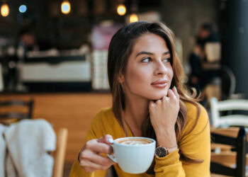 Women who perceive their partner as more desirable report higher motivation to please them sexually