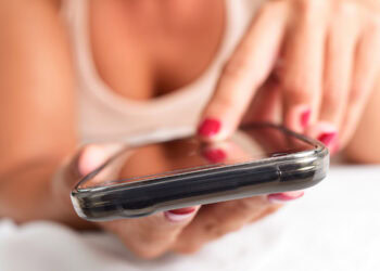 Is sexting good for your relationship? Psychological research points to one important factor