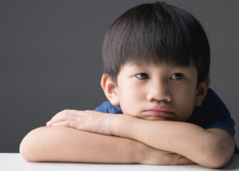 Autism and ADHD traits appear to follow different social paths to mental health problems