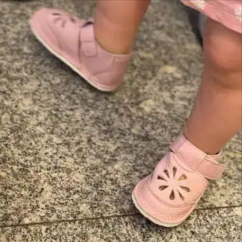Sandalute bebelusi,piele naturala, model barefoot ,talpa VIBRAM,primii pasi