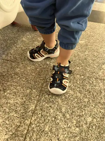 Sandale cu talpa spuma si brant din piele naturala
