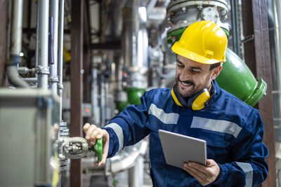 Maintenance manager using eWorkOrders CMMS
