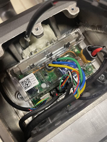 Najnowszy sterownik w Xiaomi Ultra 4 - bez możliwości odblokowania prędkości