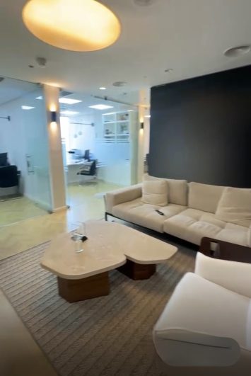 משרדים עזריאלי ראשונים