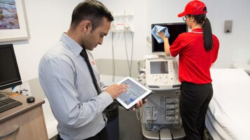 Hospital, medical and clinical commercial cleaning services 