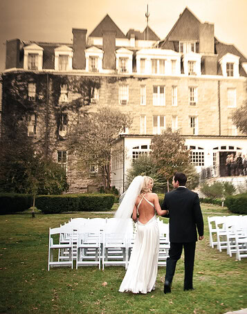 eureka springs ar wedding winter wedding crescent hotel