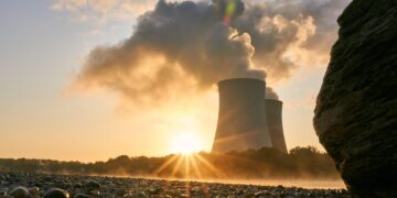 Canicule - La centrale Nucléaire de Golfech à l'arrêt