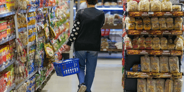 El consumo no repunta, volvió a retroceder y mostró una fuerte caída en los principales rubros
