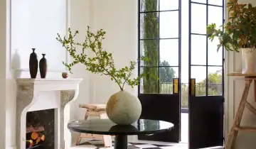 Interior Inspiration: Stunning Celebrity Entryway