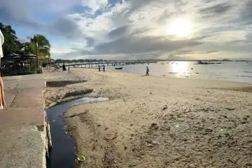 Búzios enfrenta novo episódio de esgoto em praias em plena alta temporada