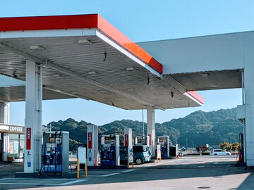 【福井県】県内のガソリンスタンド等で連続窃盗　男2人女1人を逮捕