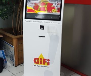 borne tactile magasin