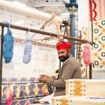 DECOREX INTERNATIONAL