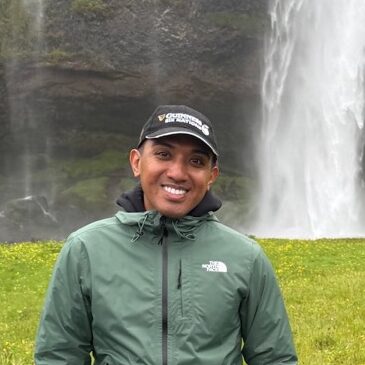 Breathtaking waterfall tourism destination in Iceland.