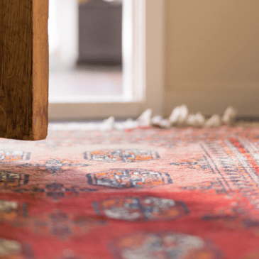 Need to find the best area rugs? Home decor on a budget is easy to find on Amazon, Target, and Home Depot. Just check out this furniture on a budget list! #homedecor #homedecoronabudget #budgetfurniture #arearugs #decorateonabudget