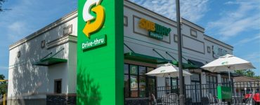 image of Subway restaurant