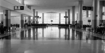 Empty airport terminal with seating area — Ukraine's Civil Aviation Strategy revision analysis