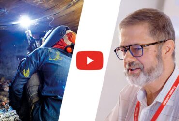 Paweł Góra, pracownik spawacz, miniatura filmu "Rodzina i praca | Jak to poukładać?"